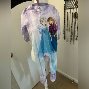 Frozen feet pajamas